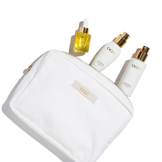 A glow-enhancing trio of anti-aging formulas that deliver triple-action hydration and a gorgeous glow.