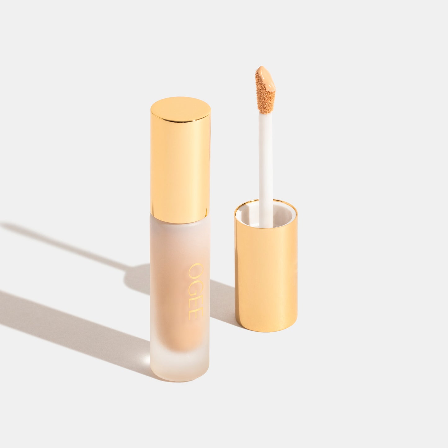 Poplar 0.10 C - Fair with white-pink undertones