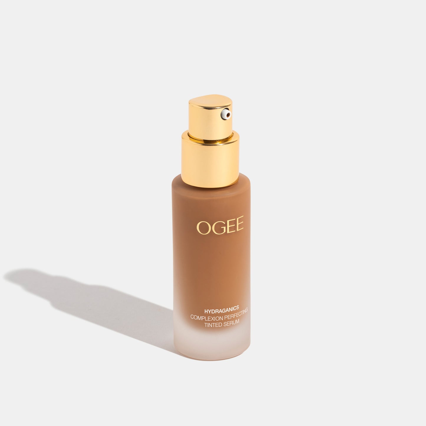 Maple 8.25 N - Medium deep with golden bronze undertones