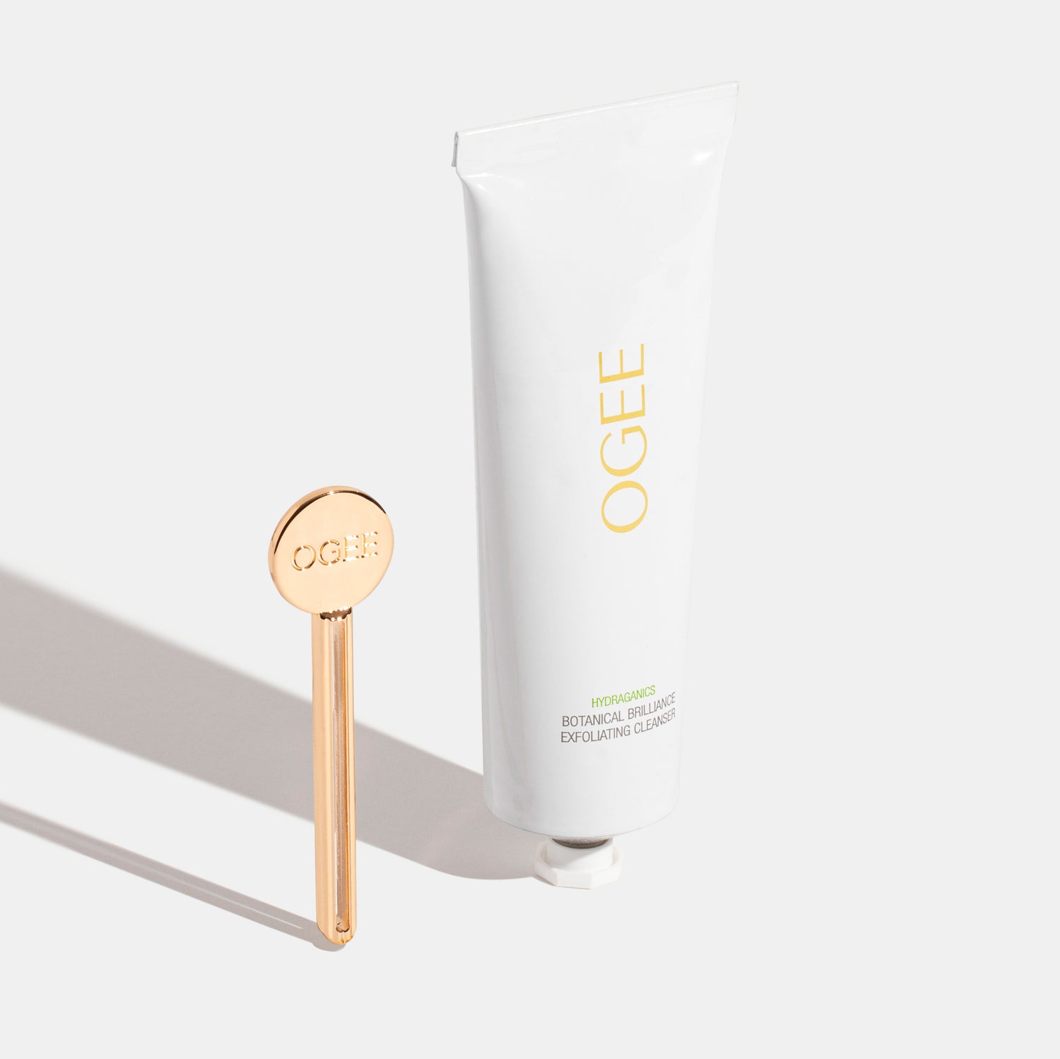 10 Non-Toxic Exfoliators 10 https://ogee.com/cdn/shop/files/ogee-exfoliating-cleanser-gray-2_1500x.jpg?v=1762200532